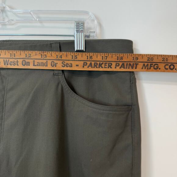Vuori Men's Meta Pants Green Dark Oregano 5 Pocket Chino 36 Hemmed - Picture 4 of 9
